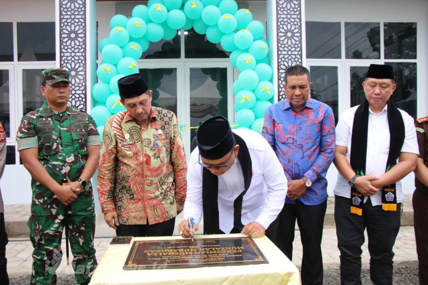 Bupati dan Wakil Bupati Pidie Jaya Hadiri Peresmian Mushalla Munzalan Mubarokan Kejaksaan Negeri Pidie Jaya