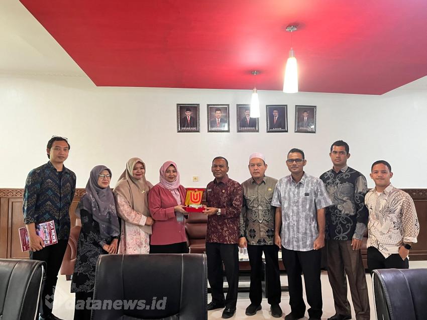 Pemkab Pidie Jaya Perkuat Sinergi dengan UUI melalui Pelaksanaan KKN di 17 Gampong